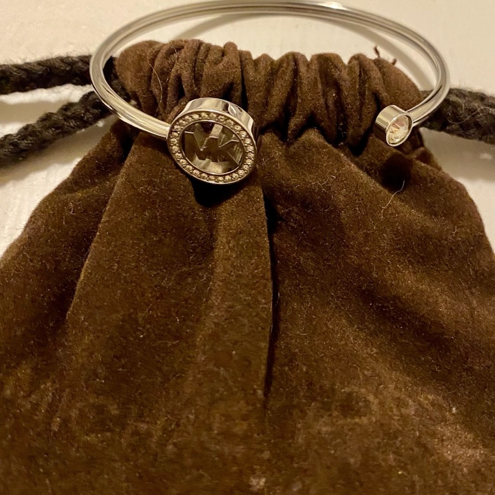micheal kors bangle